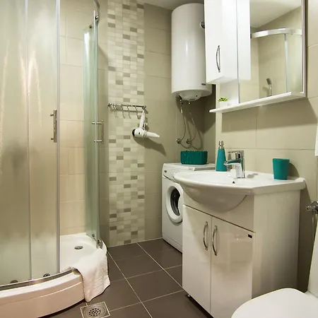 Daire Near St. Sava Temple